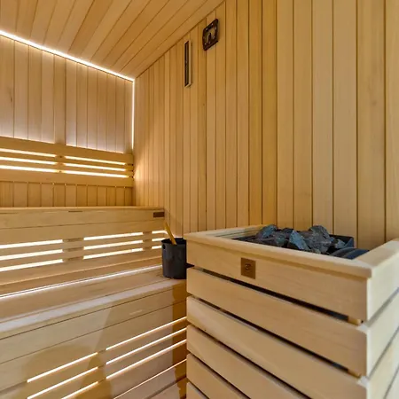 Invivo Luxury Ζλάτιμπορ