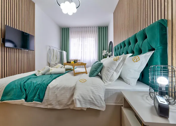 Invivo Luxury * 兹拉蒂博尔